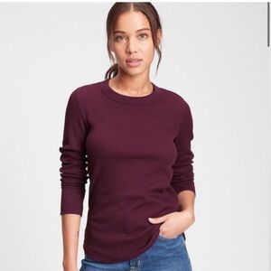 Gap Dark Purple Thermal, good condition! Size small!